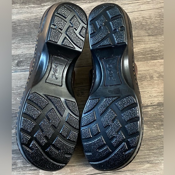 B.O.C Women’s Brown Leather Slip-On Peggy Clogs Size 10 - Picture 3 of 13